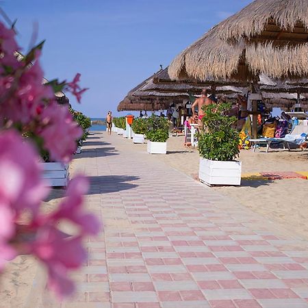 Suite113 In The Center With Beach Пескара Екстер'єр фото